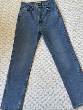Vintage Straight-Leg Blue Denim